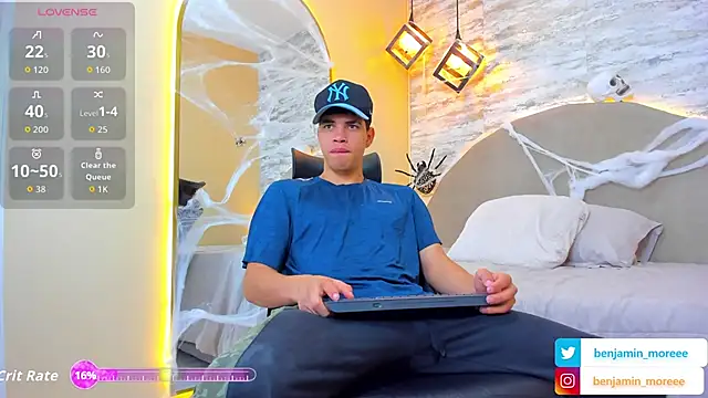 Benjamin More online show from October 2025 01:10:01 PM