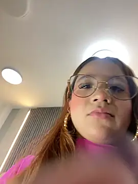 MelanieRoah online show from October 2025 01:24:02 PM