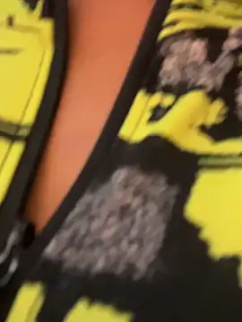 MelanieRoah online show from October 2025 01:10:02 PM