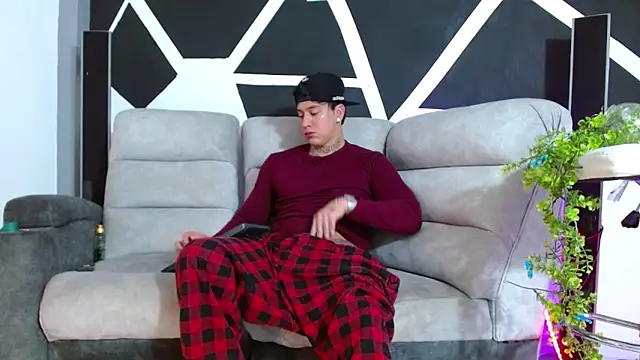 Snapshot of JUSTIN_FULLER1 chatting on November 2025 05:17:02 PM JUSTIN FULLER1 online show from November 2025 05:17:02 PM