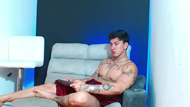 JUSTIN FULLER1 online show from March 2026 06:51:01 AM