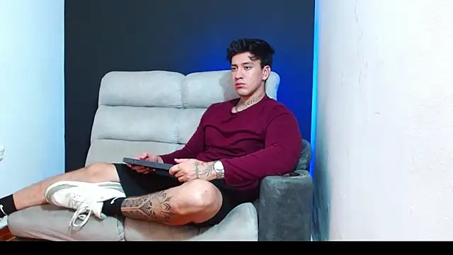 Snapshot of JUSTIN_FULLER1 chatting on June 2026 03:37:02 AM JUSTIN FULLER1 online show from June 2026 03:37:02 AM
