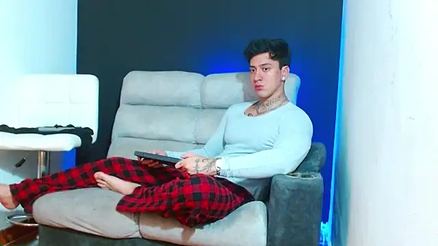 JUSTIN FULLER1 online show from March 2026 06:45:01 PM