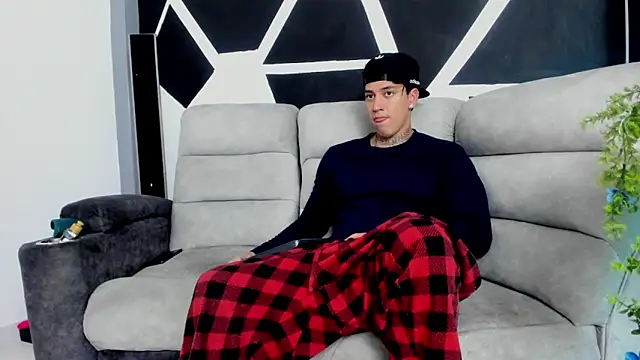 Snapshot of JUSTIN_FULLER1 chatting on November 2025 07:07:02 PM JUSTIN FULLER1 online show from November 2025 07:07:02 PM