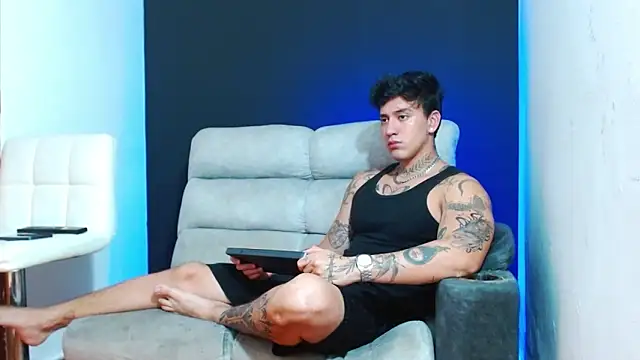 Snapshot of JUSTIN_FULLER1 chatting on May 2026 06:55:01 PM JUSTIN FULLER1 online show from May 2026 06:55:01 PM