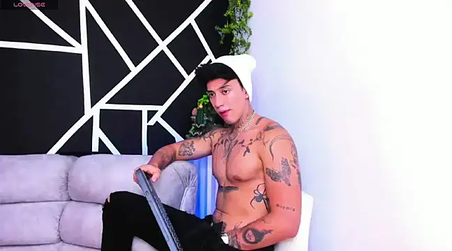 Snapshot of JUSTIN_FULLER1 chatting on February 2025 06:41:01 PM JUSTIN FULLER1 online show from February 2025 06:41:01 PM