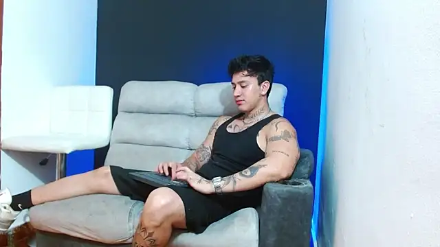 JUSTIN FULLER1 online show from March 2026 11:14:01 PM