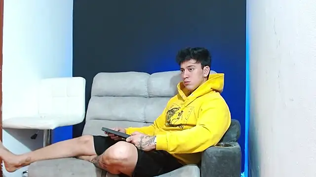 JUSTIN FULLER1 online show from March 2026 08:44:02 PM