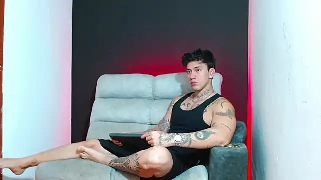 JUSTIN FULLER1 online show from February 2026 06:49:01 PM