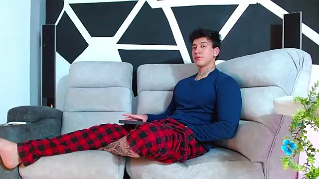 Snapshot of JUSTIN_FULLER1 chatting on November 2025 05:46:01 PM JUSTIN FULLER1 online show from November 2025 05:46:01 PM