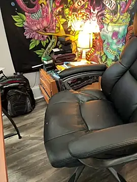 showoff79vers online show from December 2024 04:54:02 PM