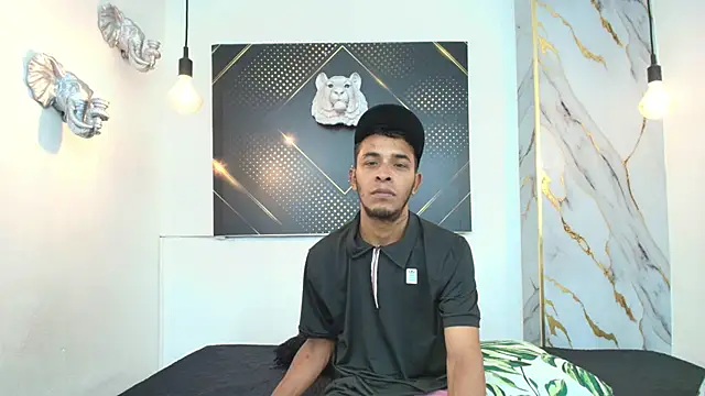 Snapshot of JordanAndAndrew chatting on November 2025 08:09:02 PM JordanAndAndrew online show from November 2025 08:09:02 PM