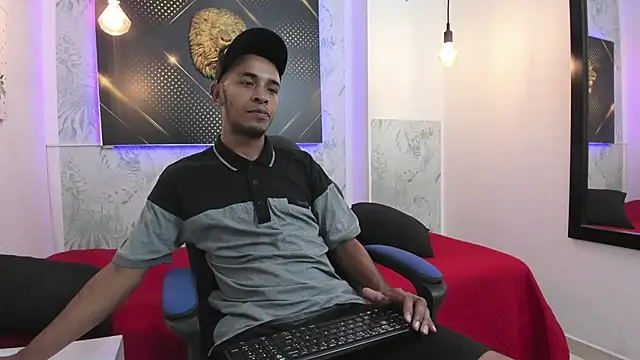 JordanAndAndrew online show from February 2025 07:44:01 PM