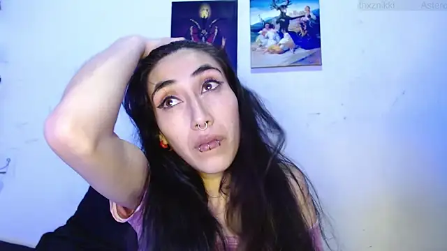 Asterothxznikki online show from March 2025 06:19:02 AM