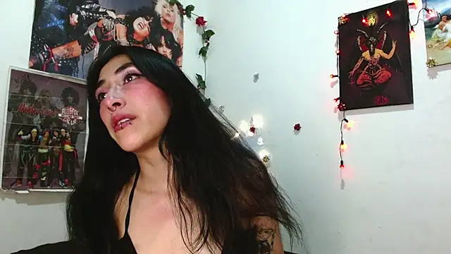 Asterothxznikki online show from December 2024 05:57:02 AM