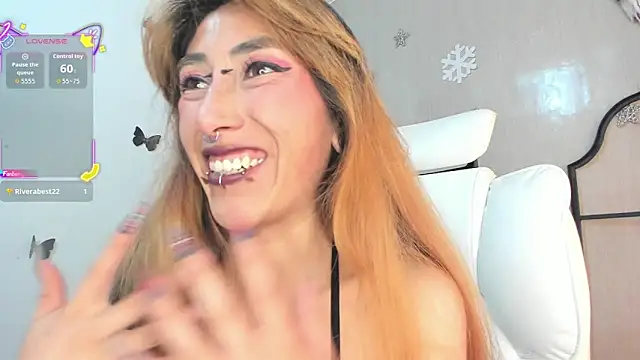 Asterothxznikki online show from March 2026 01:46:01 AM