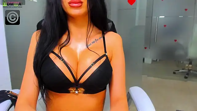 Queenrafaella online show from February 2026 03:31:02 AM