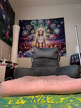 redbonejada online show from April 2026 11:00:01 PM