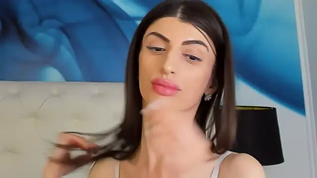 Snapshot of SkinnyDolly chatting on March 2025 05:14:02 AM SkinnyDolly online show from March 2025 05:14:02 AM