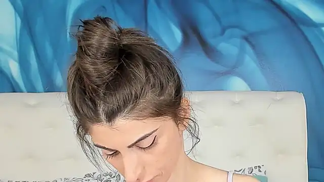 Snapshot of SkinnyDolly chatting on October 2025 03:14:01 AM SkinnyDolly online show from October 2025 03:14:01 AM