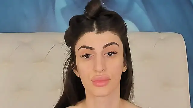 Snapshot of SkinnyDolly chatting on December 2025 03:12:02 AM SkinnyDolly online show from December 2025 03:12:02 AM