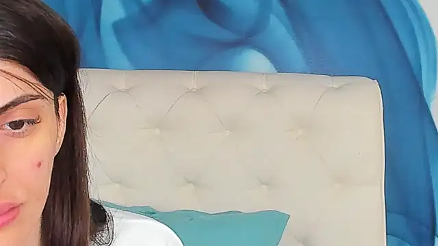 SkinnyDolly online show from May 2026 02:24:02 AM
