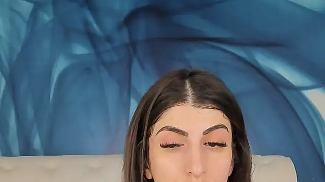 Snapshot of SkinnyDolly chatting on November 2025 03:05:02 AM SkinnyDolly online show from November 2025 03:05:02 AM