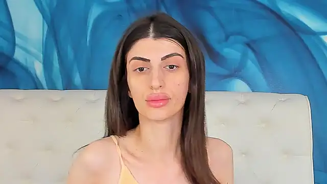 Snapshot of SkinnyDolly chatting on June 2026 03:34:02 AM SkinnyDolly online show from June 2026 03:34:02 AM