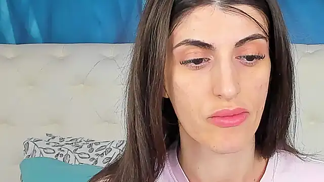 SkinnyDolly online show from April 2026 02:36:02 AM