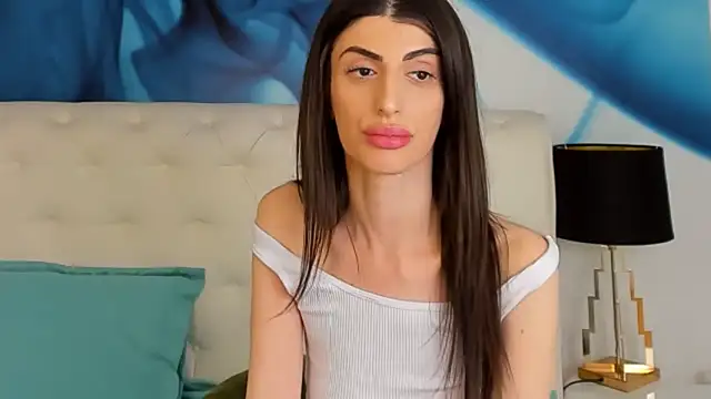 Snapshot of SkinnyDolly chatting on March 2025 04:49:01 AM SkinnyDolly online show from March 2025 04:49:01 AM