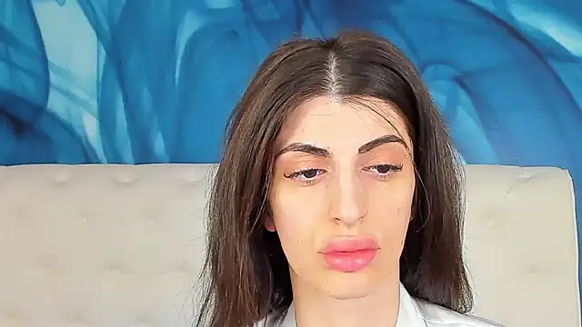 SkinnyDolly online show from April 2026 03:09:01 AM