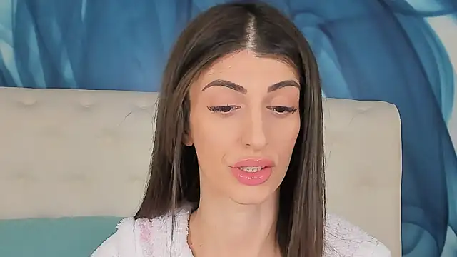 SkinnyDolly online show from January 2026 09:22:01 PM