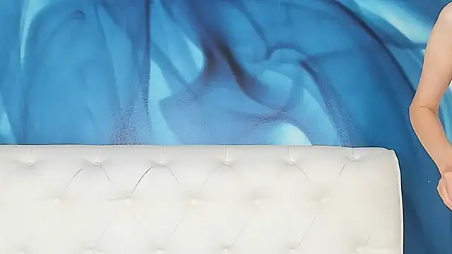 Snapshot of SkinnyDolly chatting on October 2025 02:12:02 AM SkinnyDolly online show from October 2025 02:12:02 AM