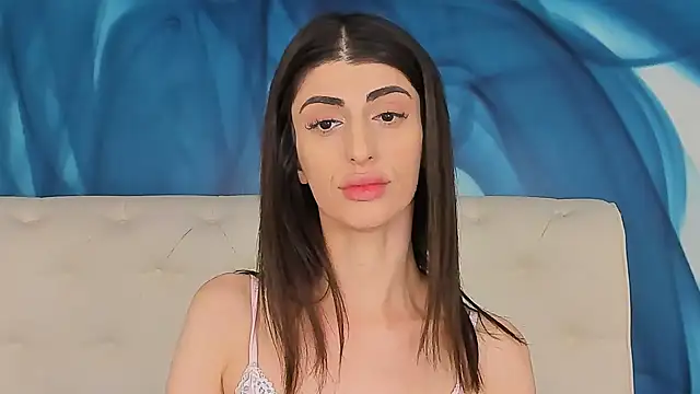 SkinnyDolly online show from February 2026 10:30:02 PM