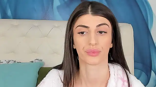 SkinnyDolly online show from January 2026 08:49:02 PM