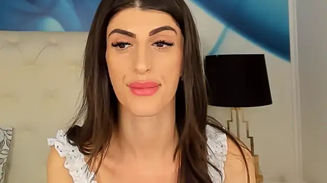 Snapshot of SkinnyDolly chatting on March 2025 12:20:02 AM SkinnyDolly online show from March 2025 12:20:02 AM