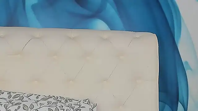 SkinnyDolly online show from May 2026 03:39:01 AM