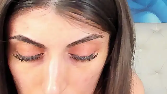 SkinnyDolly online show from April 2026 03:08:02 AM