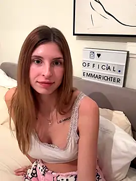 emma05 online show from January 2026 06:13:02 PM