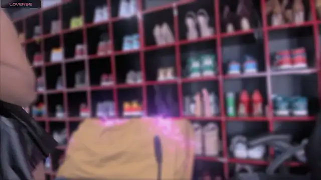 Indianbrownie online show from December 2024 06:46:02 PM