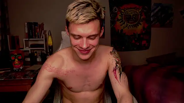 hornyadamsex online show from April 2026 07:15:02 PM