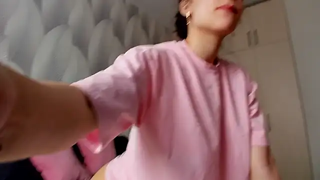 Bambiii bby online show from March 2026 06:28:02 AM