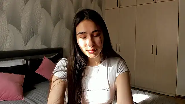 Bambiii bby online show from April 2026 02:27:02 AM