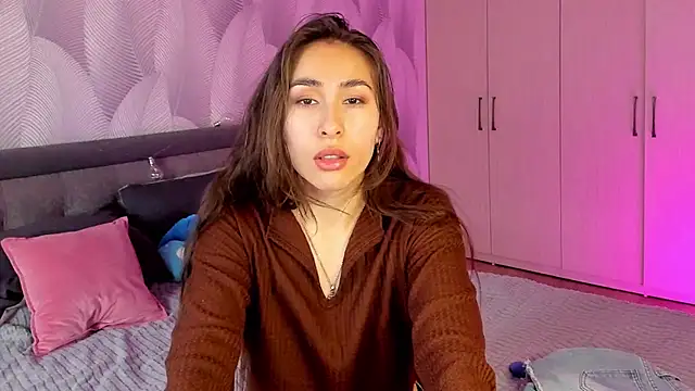 Snapshot of Bambiii_bby chatting on October 2025 02:13:02 AM Bambiii bby online show from October 2025 02:13:02 AM