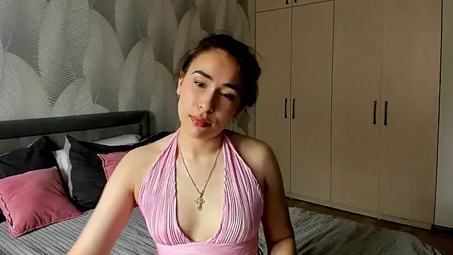 Snapshot of Bambiii_bby chatting on June 2026 07:05:02 AM Bambiii bby online show from June 2026 07:05:02 AM