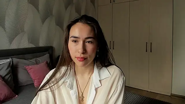 Bambiii bby online show from April 2026 02:24:01 AM