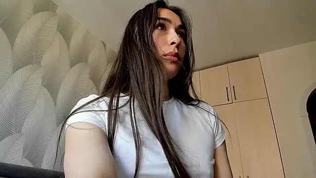 Snapshot of Bambiii_bby chatting on June 2026 08:09:02 AM Bambiii bby online show from June 2026 08:09:02 AM
