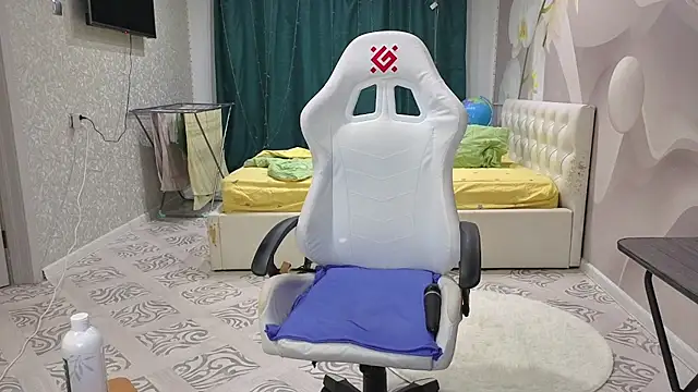 Snapshot of katerinapree chatting on February 2026 09:24:02 PM katerinapree online show from February 2026 09:24:02 PM