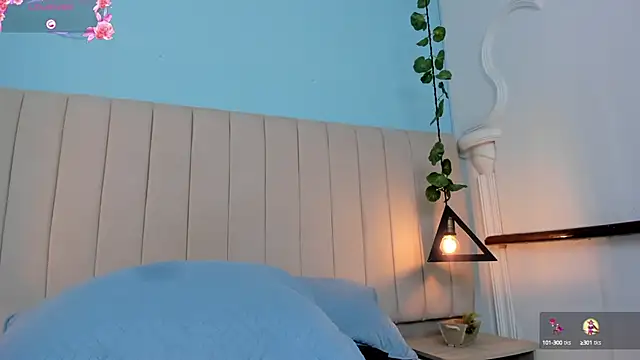 JulianaWaldo online show from February 2025 11:25:02 PM