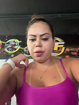 lariic online show from October 2025 02:07:01 PM